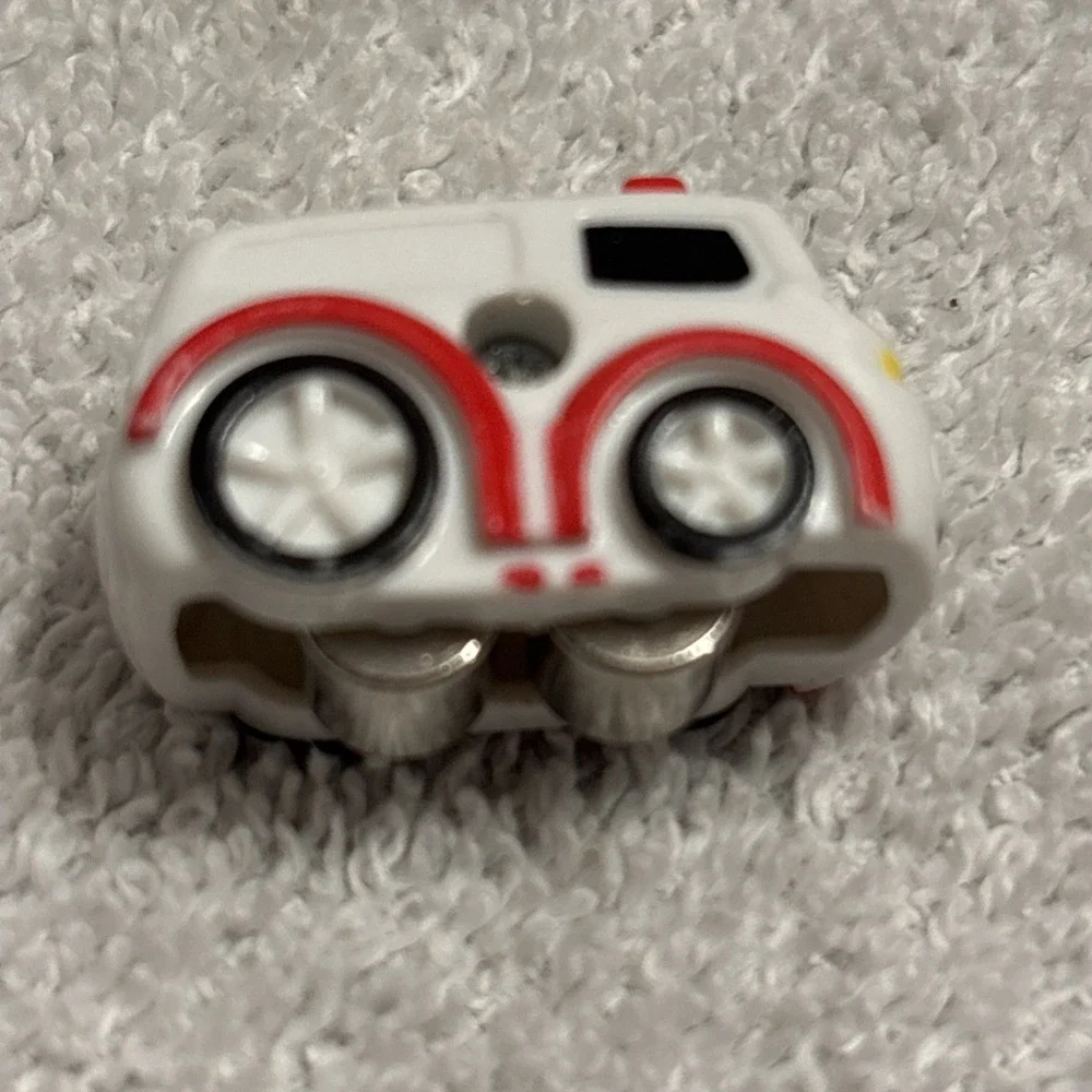 Yezi toy shown